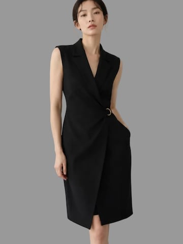 Madnezz House - Vestido en negro: frente