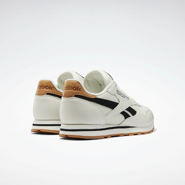 Sneaker bassa 'Classic' di Reebok in bianco