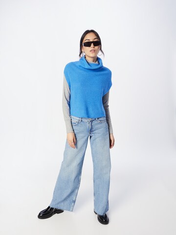 s.Oliver Sweater in Blue