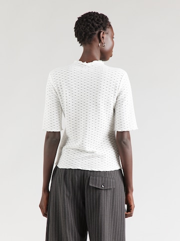 s.Oliver Särk, värv beež