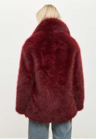 CESARE GASPARI Wintermantel in Rood