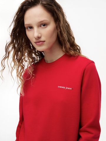 Tommy Jeans Tréning póló 'ESS' - piros