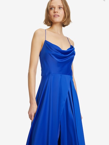 Robe de soirée Vera Mont en bleu