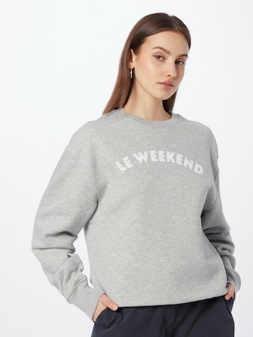 Les Petits Basics Sweatshirt 'Le Weekend' in Grey: front