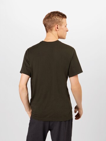 Coupe regular T-Shirt fonctionnel 'Athlete' NIKE en vert