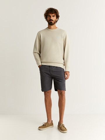 Scalpers Sweatshirt 'Coffee' in Grijs: voorkant
