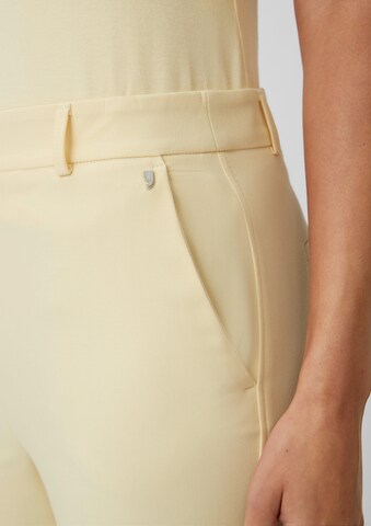 Regular Pantalon à pince COMMA en jaune