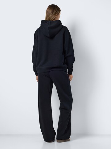 Noisy may Sweatshirt 'NMAlden' in Black