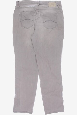 BRAX Jeans in 30-31 in Grey