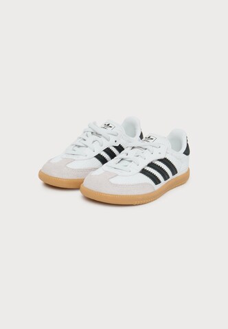 ADIDAS ORIGINALS - Sapatilhas 'SAMBA' em branco