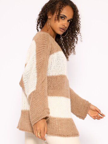 SASSYCLASSY - Pullover oversized em castanho