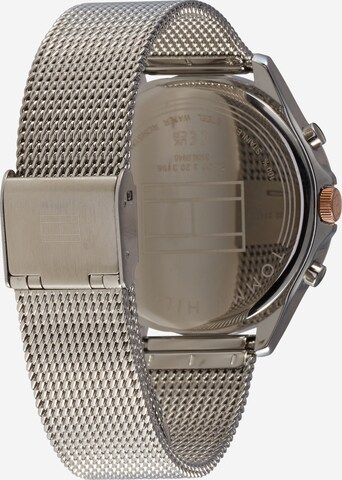 TOMMY HILFIGER Uhr in Silber