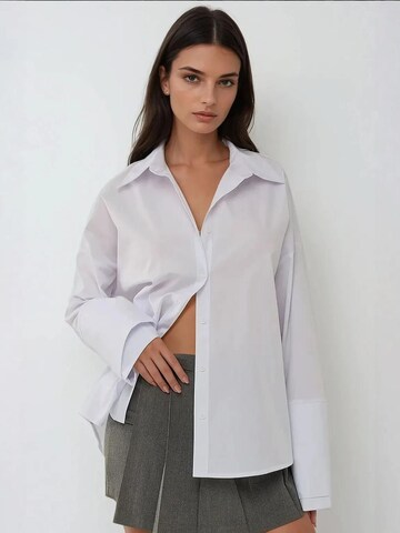 Camicia da donna di Hiccup in bianco: frontale