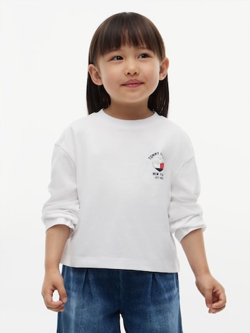 TOMMY HILFIGER T-shirt i vit: framsida