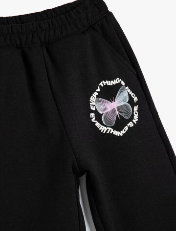 Koton Tapered Broek in Zwart