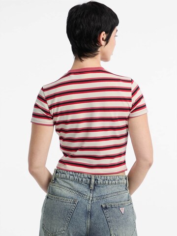 GUESS T-Shirt in Rot