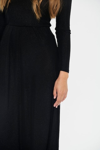 SAINT TROPEZ Skirt in Black