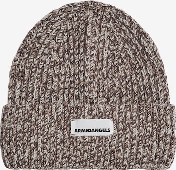 ARMEDANGELS Beanie in Brown: front