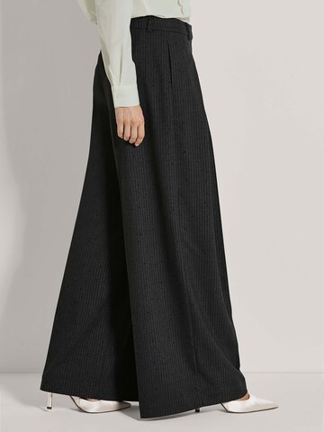 Loosefit Pantalon MADELEINE en gris