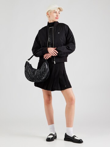 Giacca di mezza stagione 'Essential' di Tommy Jeans in nero