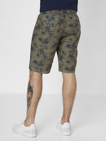 REDPOINT Regular Shorts in Grün