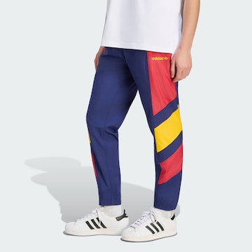 Tapered Pantaloni sportivi 'AS Rom EQT' di ADIDAS PERFORMANCE in blu: frontale