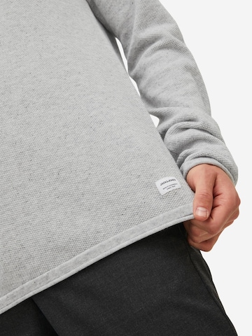 Coupe regular Pull-over 'Hill' JACK & JONES en gris
