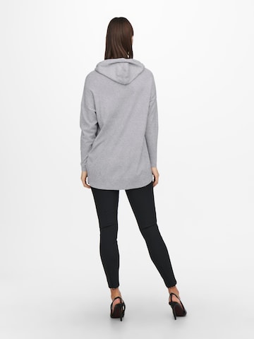 Pull-over 'Nelly' ONLY en gris