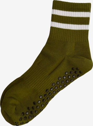 Sculpture Athletic Socks in Green: front
