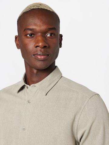 Only & Sons - Ajuste regular Camisa 'BAIN' en gris