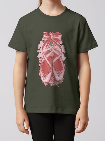 T-Shirt 'Ballettschuhe' watabout.kids en vert : devant
