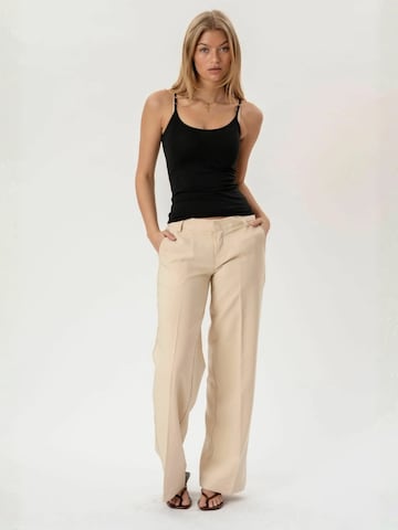 It's May Regular Trousers ' Low ' in Beige