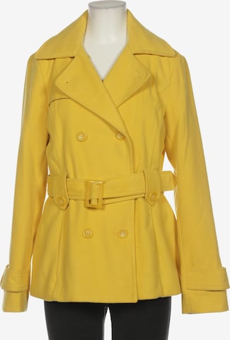Orsay Jacket & Coat in M in Yellow: front