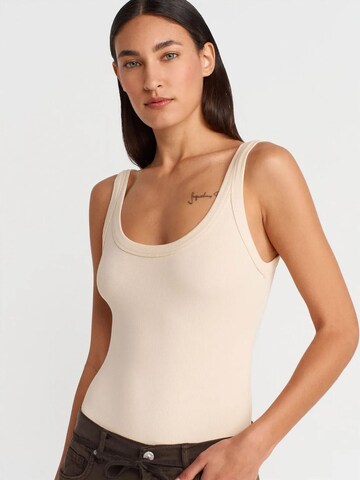 Dilvin - Blusa em bege: frente