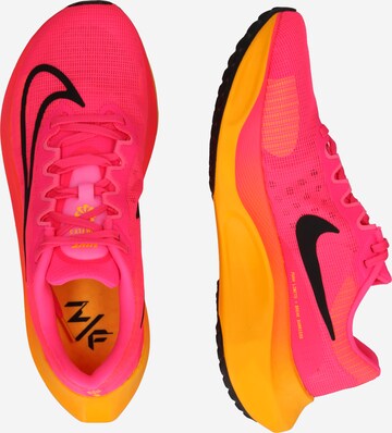 NIKE Loopschoen 'Zoom Fly 5' in Roze