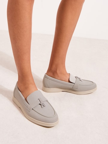 Chaussure basse Friends Like These en gris