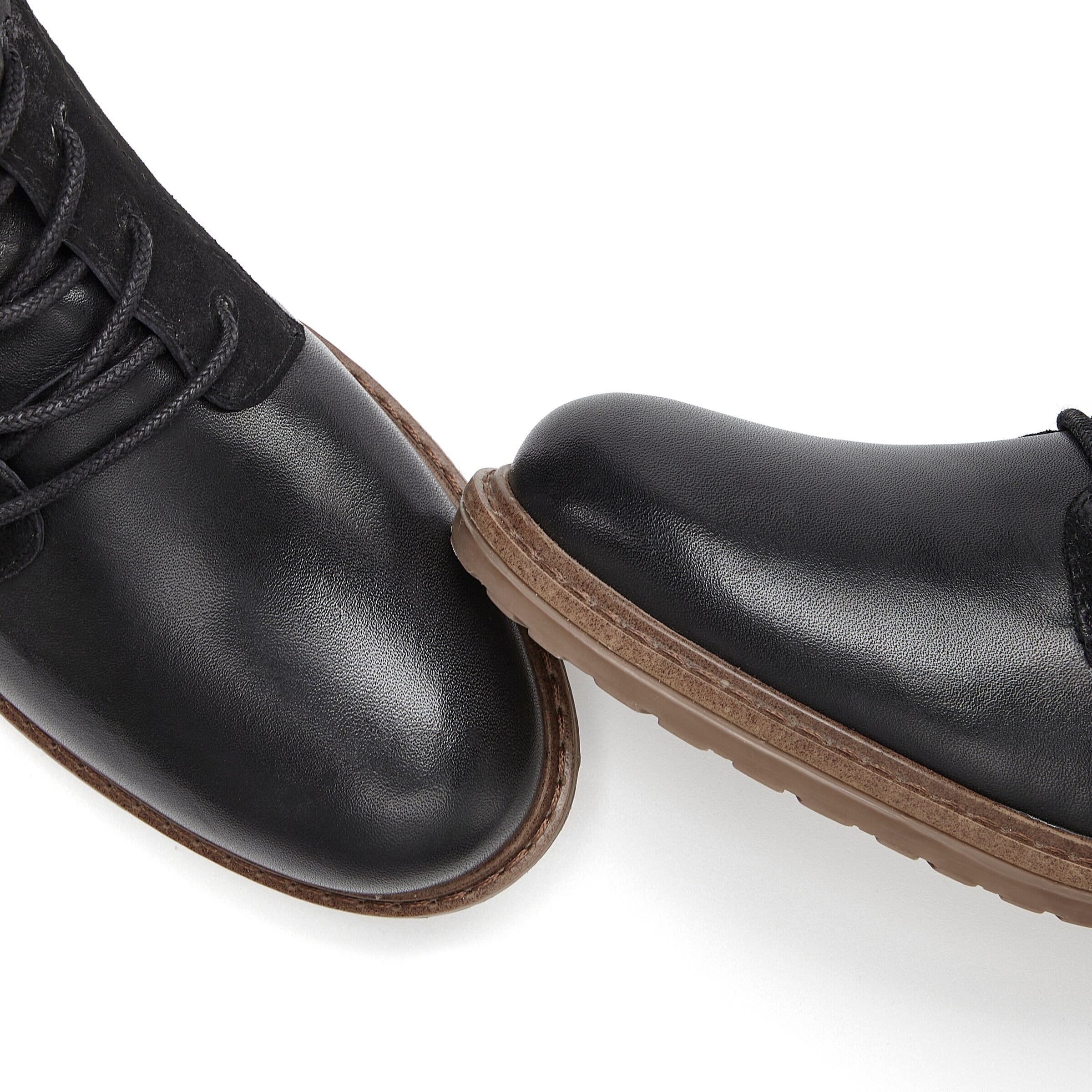 LASCANA Schnürstiefelette in Schwarz