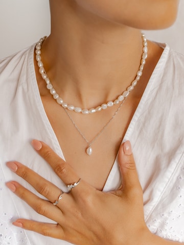 Hey Happiness - Cadena 'Harmony' en plata: frente