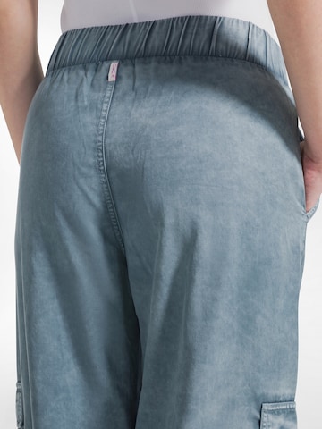 Tapered Pantaloni cargo di DEHA in blu