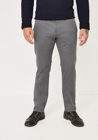 REDPOINT Slim fit Chino Pants in Grey: front