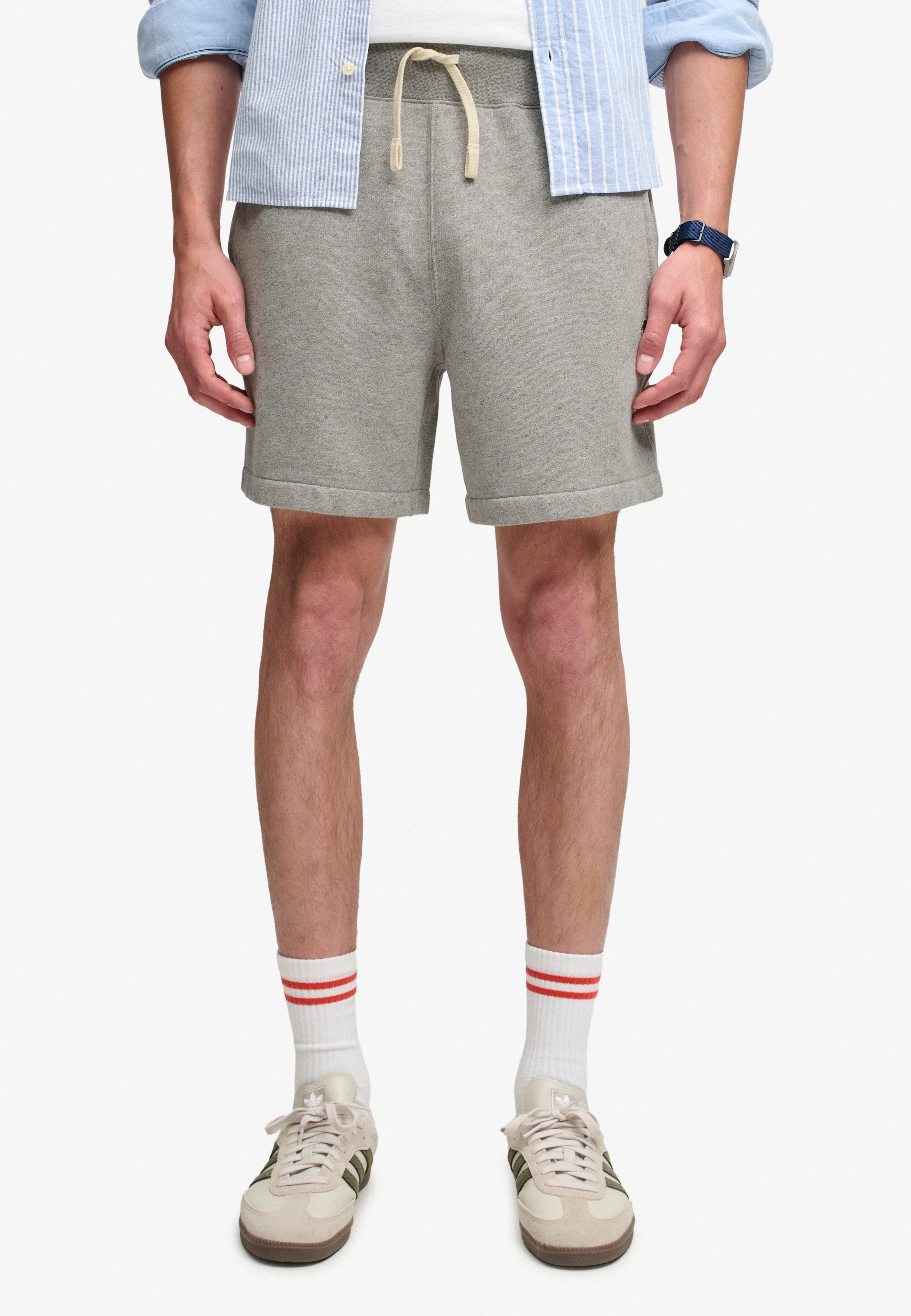 Loosefit Pantalon Superdry & Co en gris : devant