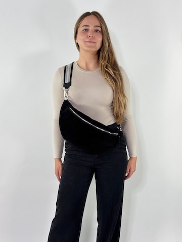 lePelou Fanny Pack 'BOLOGNA' in Black