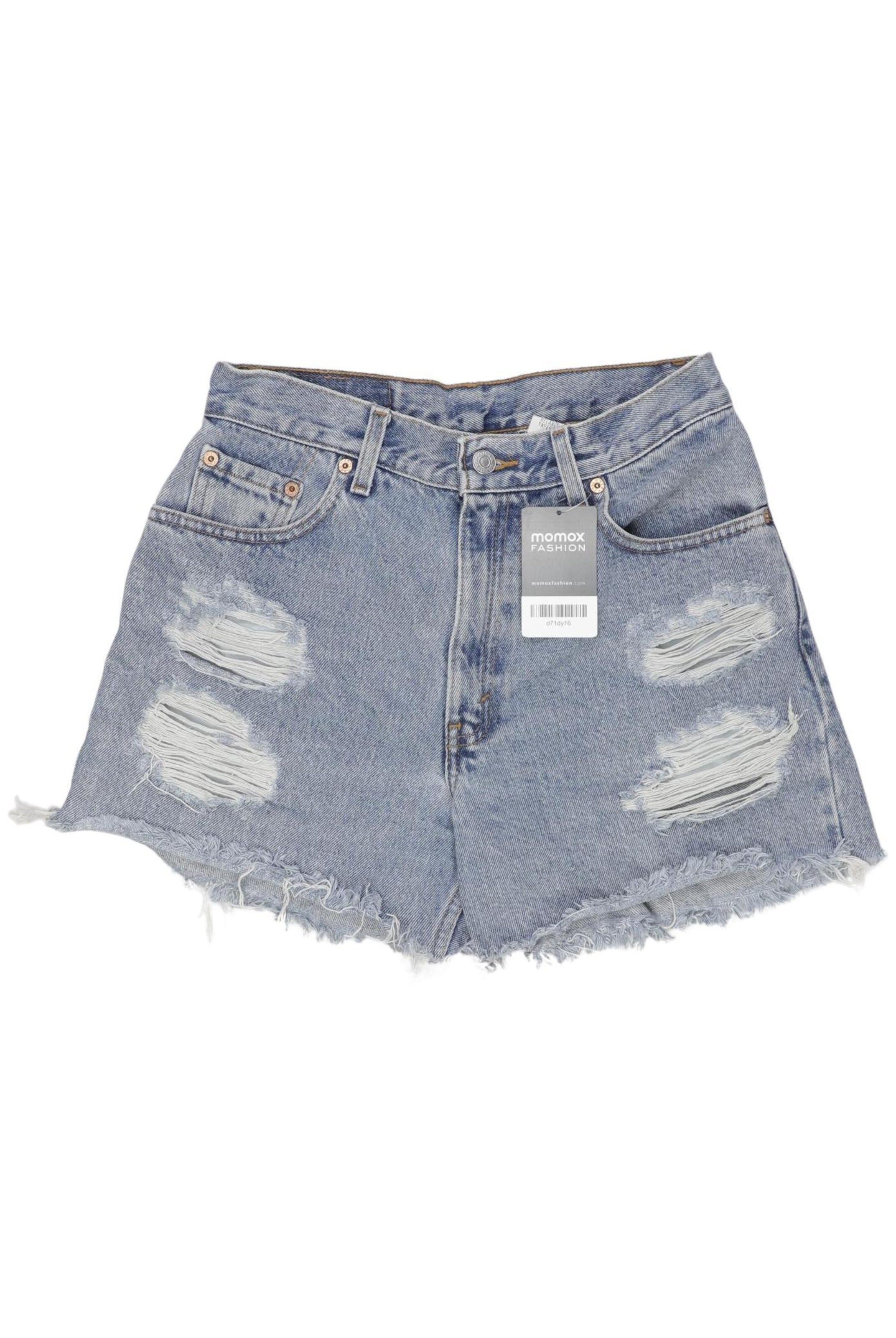 LEVI'S ® Shorts in S in Light blue, Item view