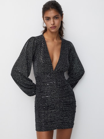 Pull&Bear Cocktail Dress in Black: front