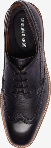 Chaussure à lacets Gordon & Bros en noir