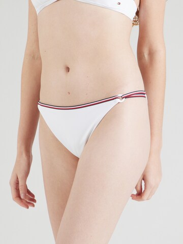 Slip costum de baie de la Tommy Hilfiger Underwear pe alb