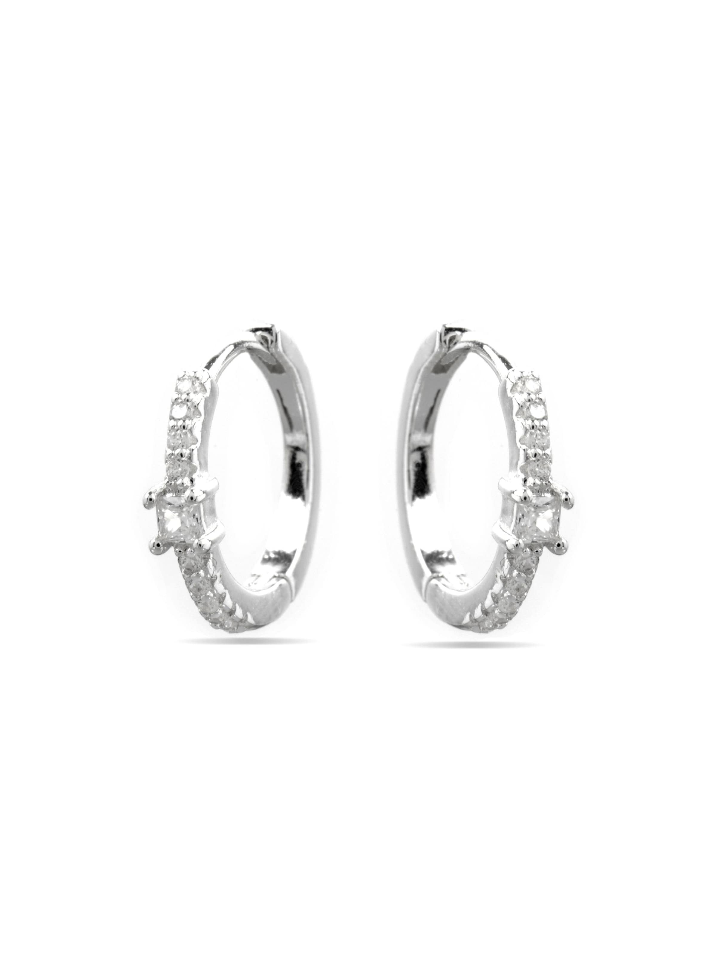 Luxenter Oorbellen 'Duia' in Zilver: voorkant