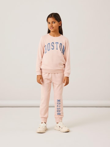 NAME IT - Tapered Pantalón 'Tera' en rosa