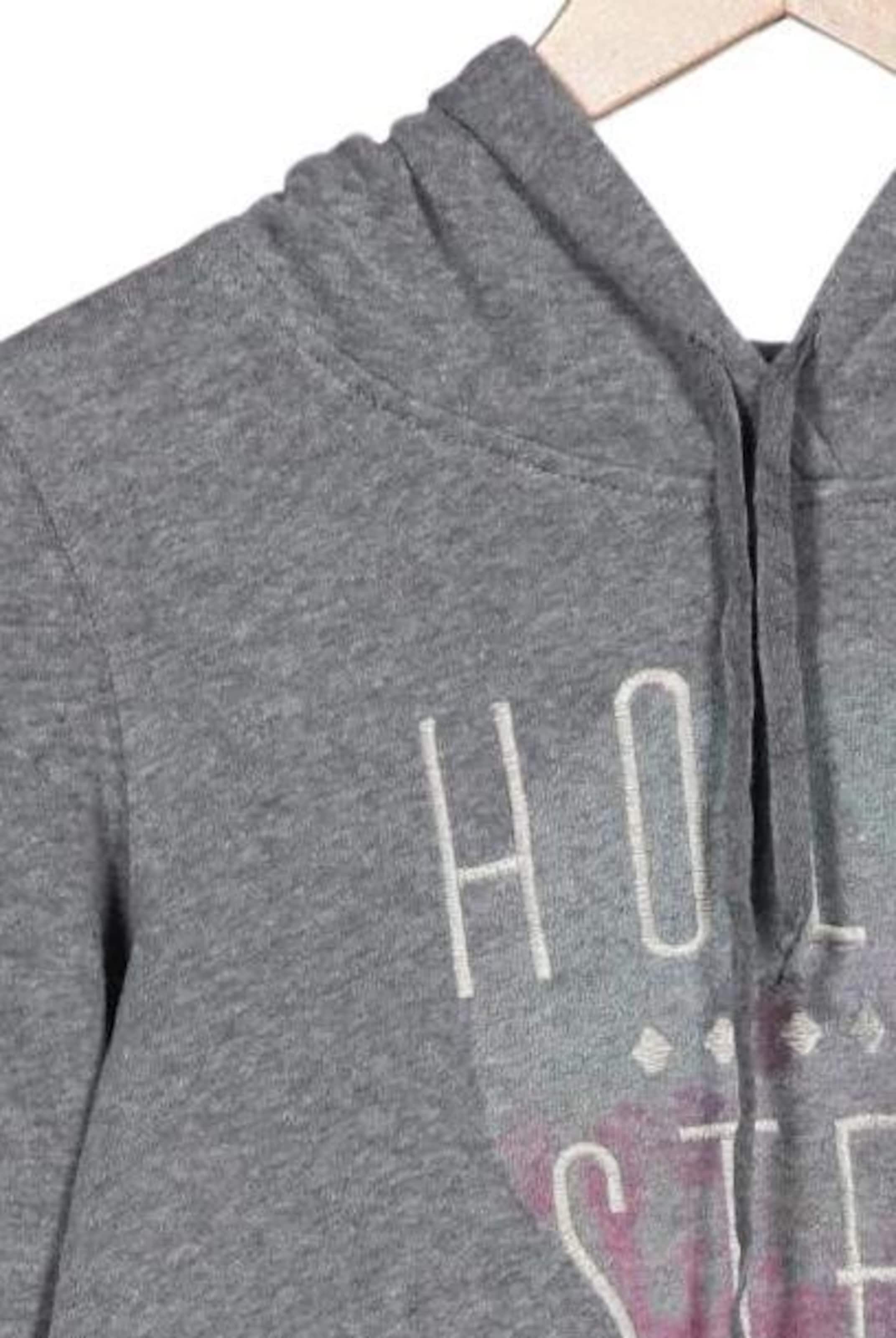 HOLLISTER Sweatshirt & Zip-Up Hoodie in S in Grey