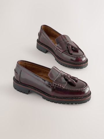 Next Flats in Red